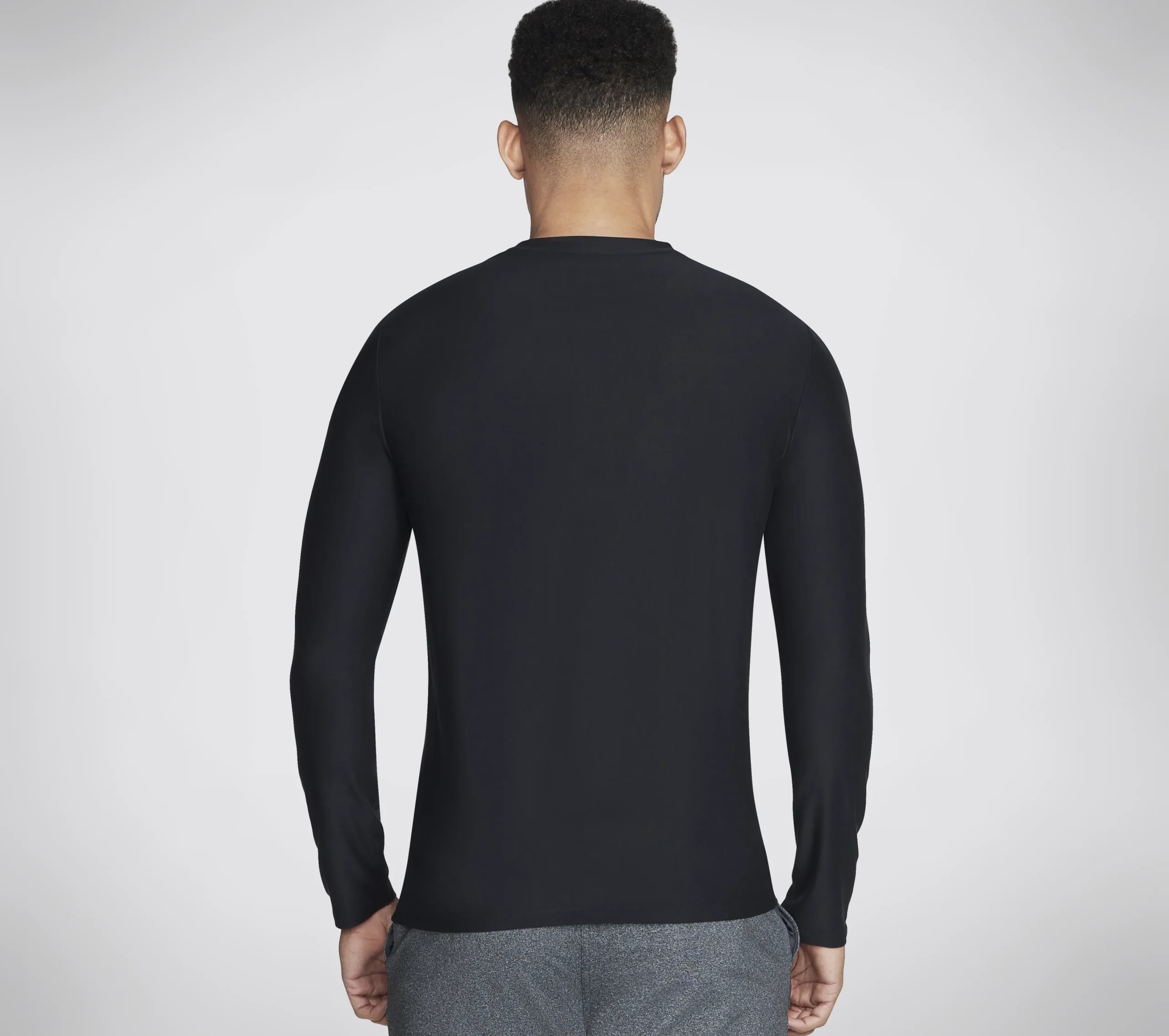 SKECHERS GO DRI All Day Long Sleeve Tee>Hombre Partes De Arriba|Partes De Arriba