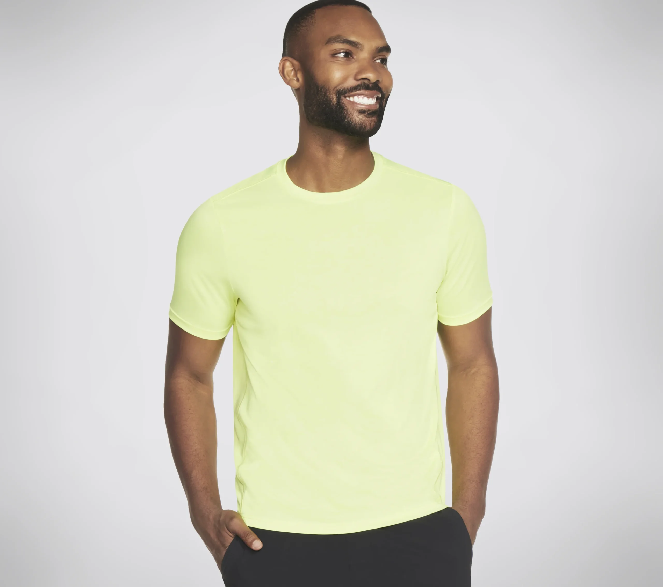 SKECHERS GO DRI Charge Tee>Hombre Partes De Arriba|Partes De Arriba