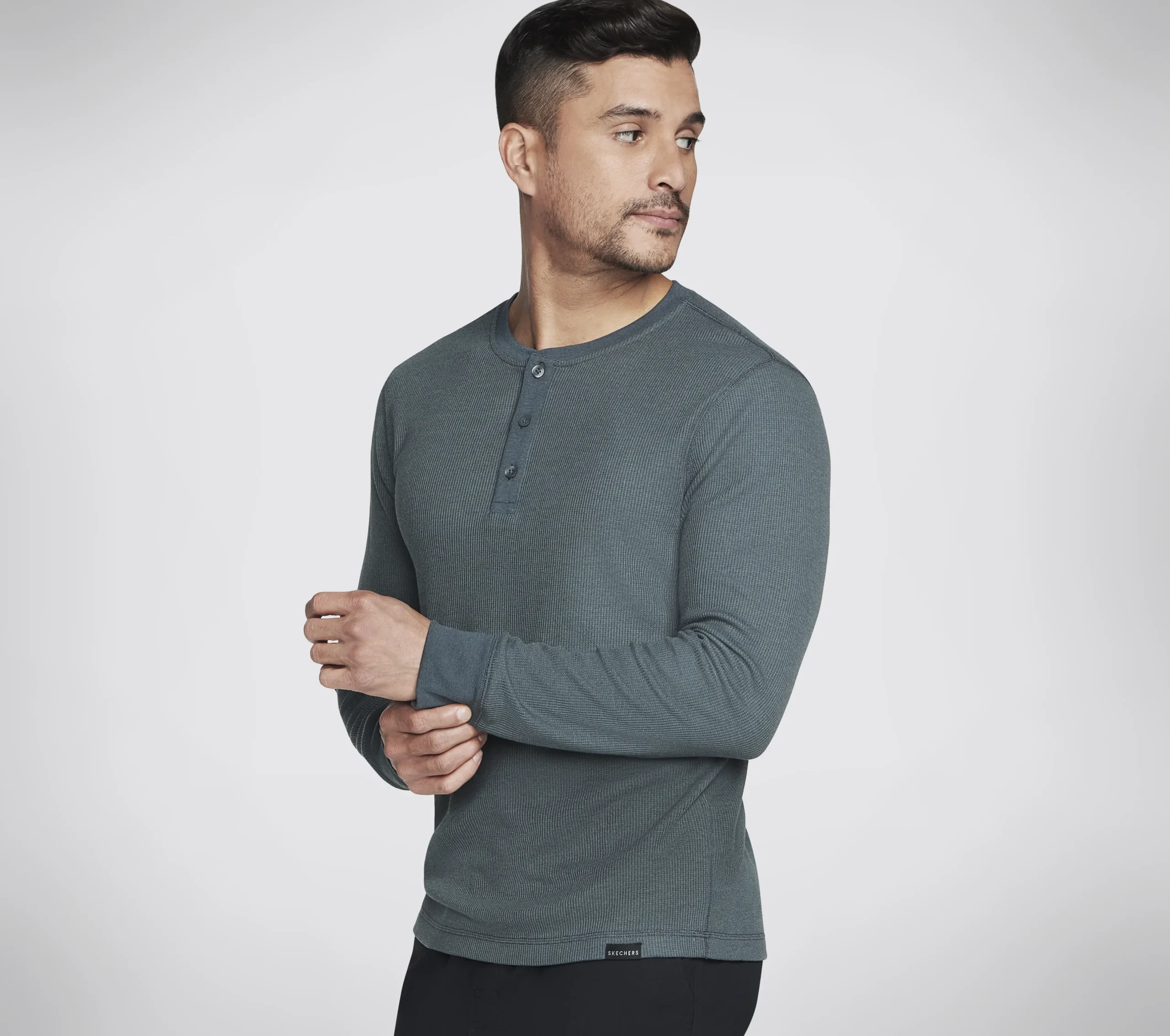 SKECHERS GO KNIT Waffle Henley>Hombre Partes De Arriba|Partes De Arriba
