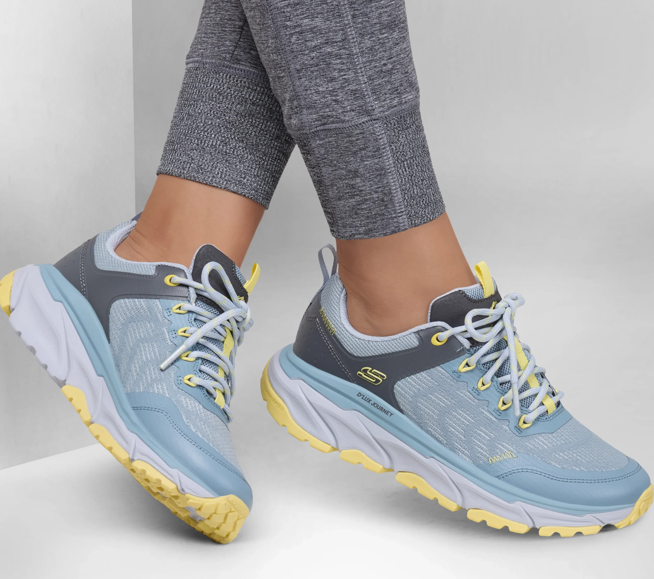 SKECHERS Relaxed Fit: D'Lux Journey - Marigold>Mujer Con Cordones|Zapatillas Casual
