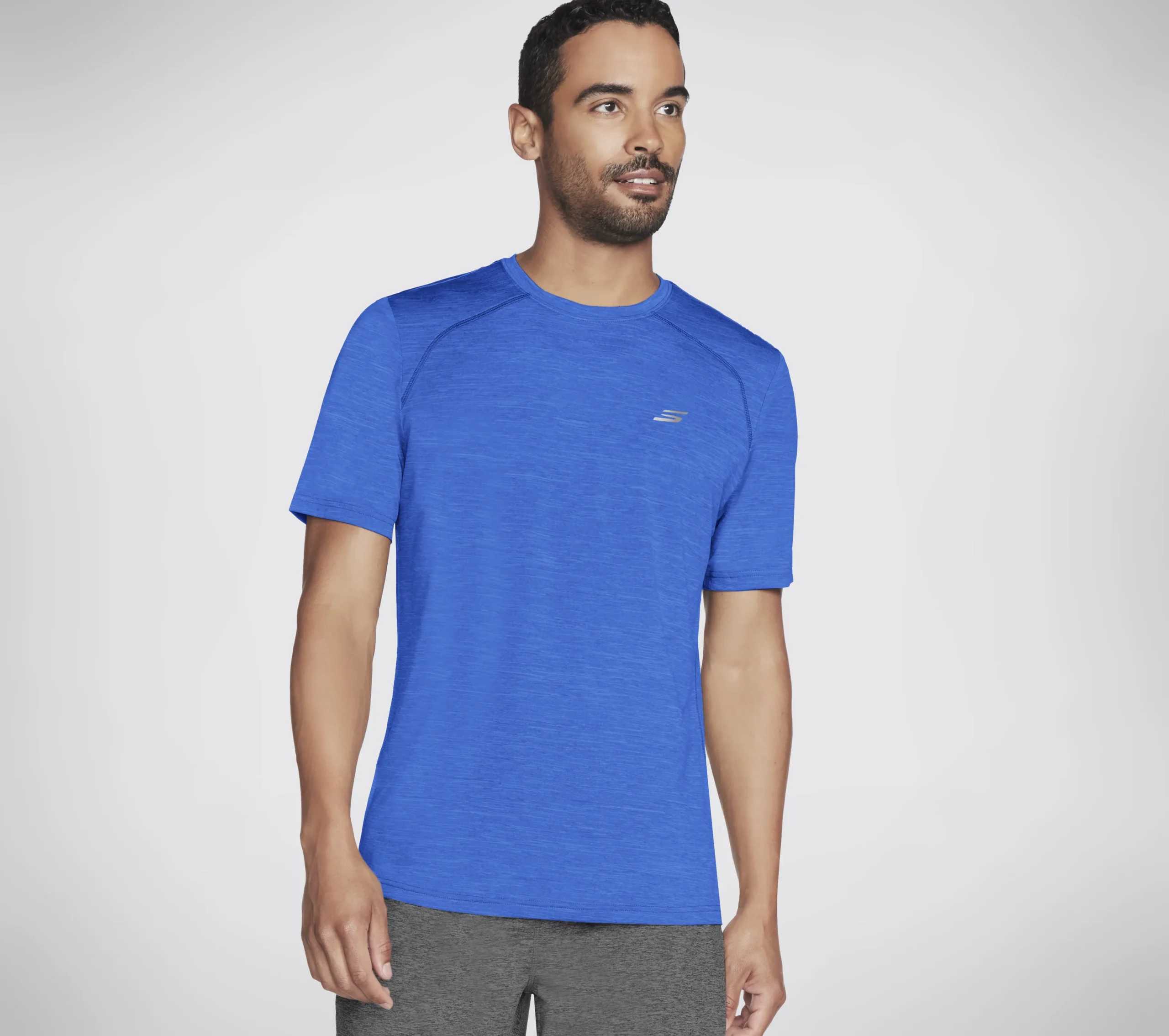 SKECHERS Apparel On The Road Tee>Hombre Partes De Arriba|Partes De Arriba