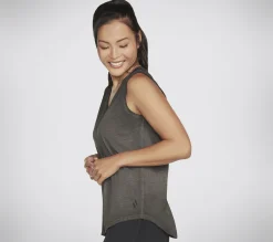 SKECHERS Diamond Wash Hatha V-neck Tank><noscript><img width=