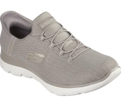 SKECHERS Slip-ins: Summits - Classy Night><noscript><img width=